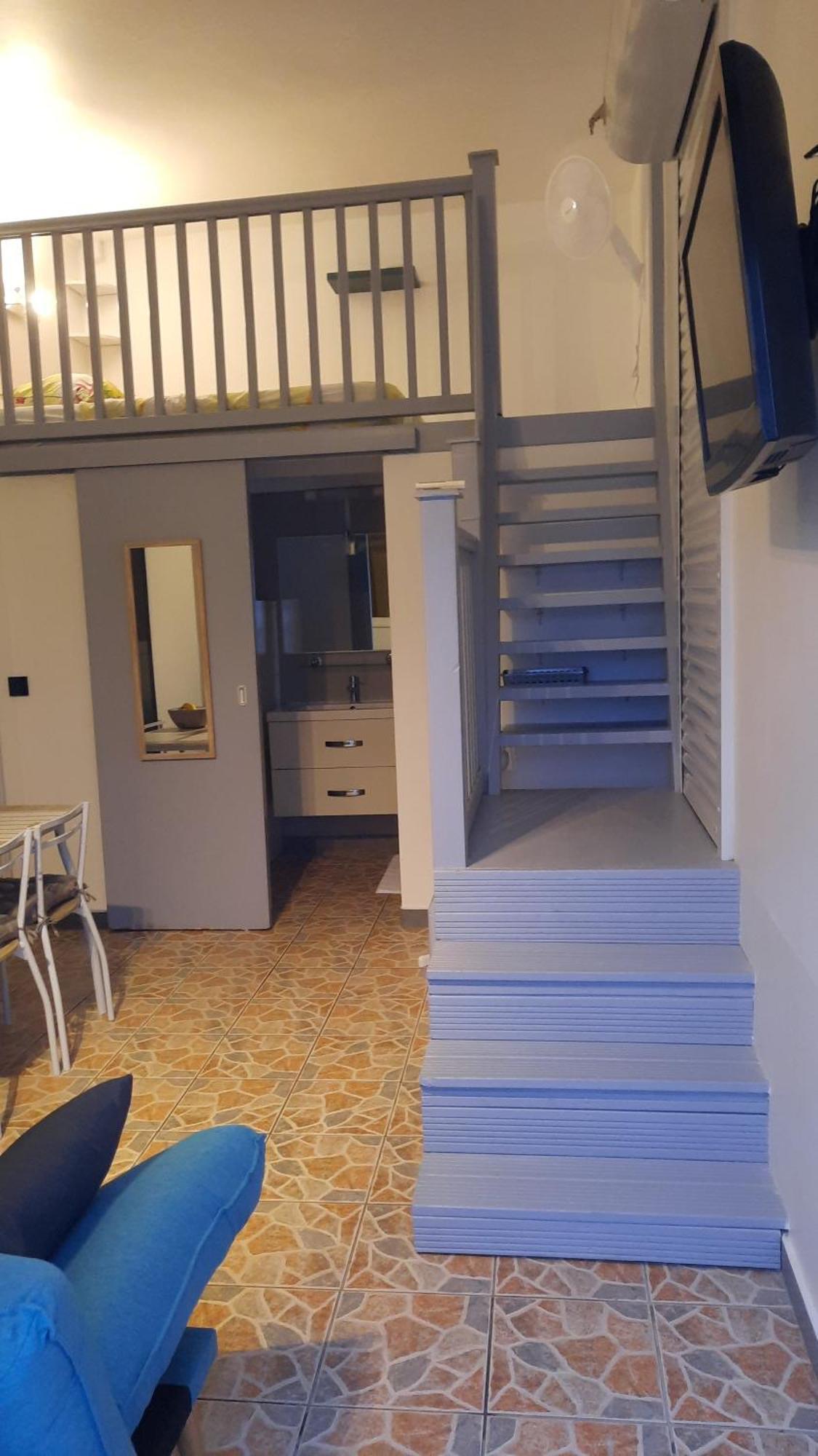 Studio Avec Piscine Privee, Idealement Situe Saint-Claude Ngoại thất bức ảnh